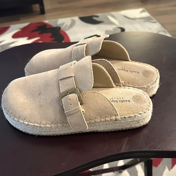 Haute Hippie Tan Suede Clogs - Picture 4 of 11